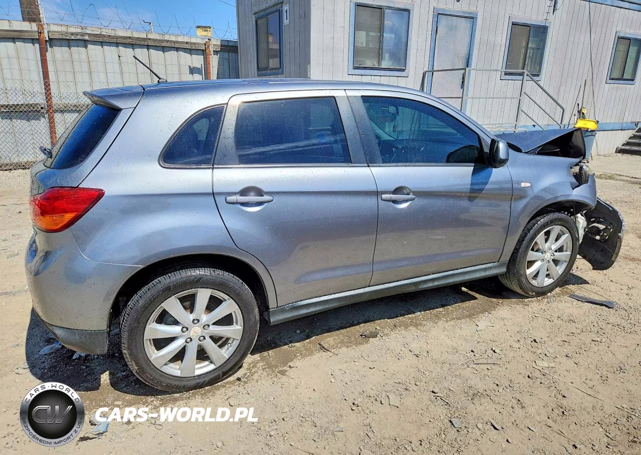 2014 Mitsubishi Outlander 4D 2Wd VIN:4A4AP3AU6EE013213 - 3
