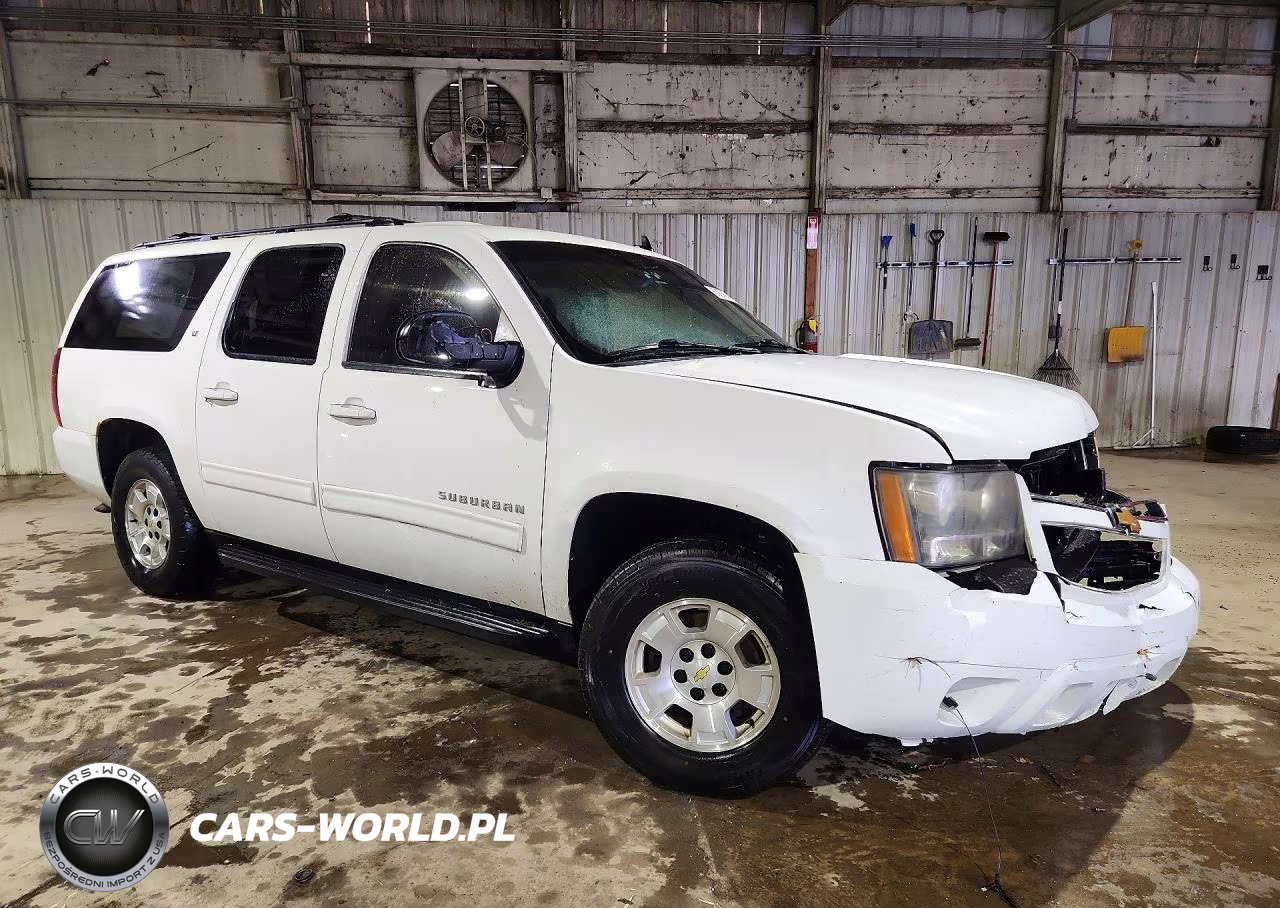 2013 Chevrolet Suburban C1500 Lt VIN:1GNSCJE08DR250092 - 4