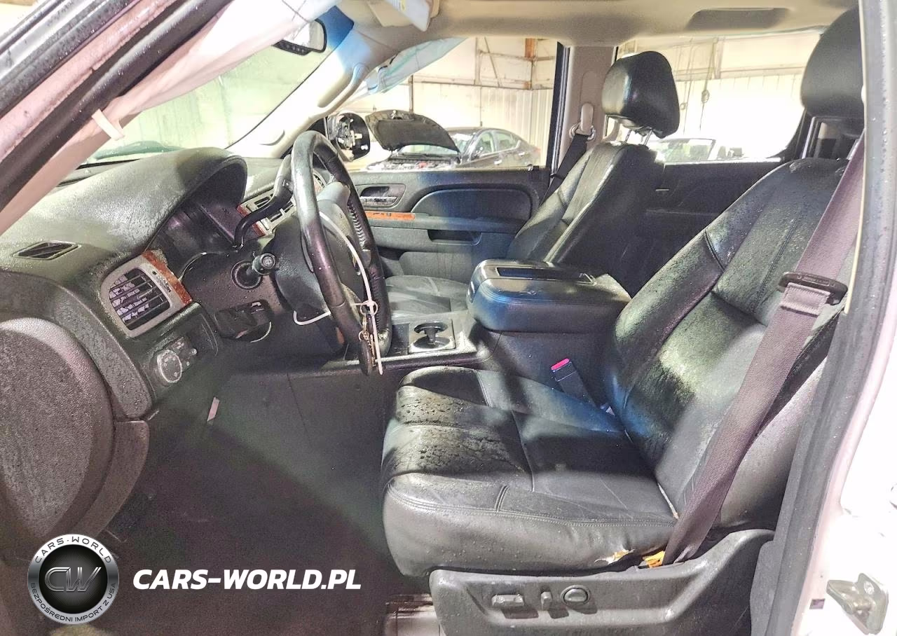 2013 Chevrolet Suburban C1500 Lt VIN:1GNSCJE08DR250092 - 7