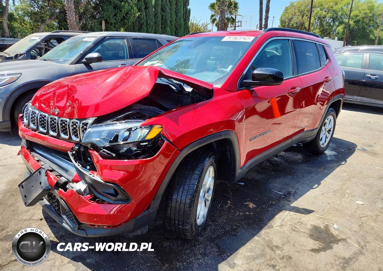 2025 Jeep Compass Latitude – zdjęcie 1 z 14