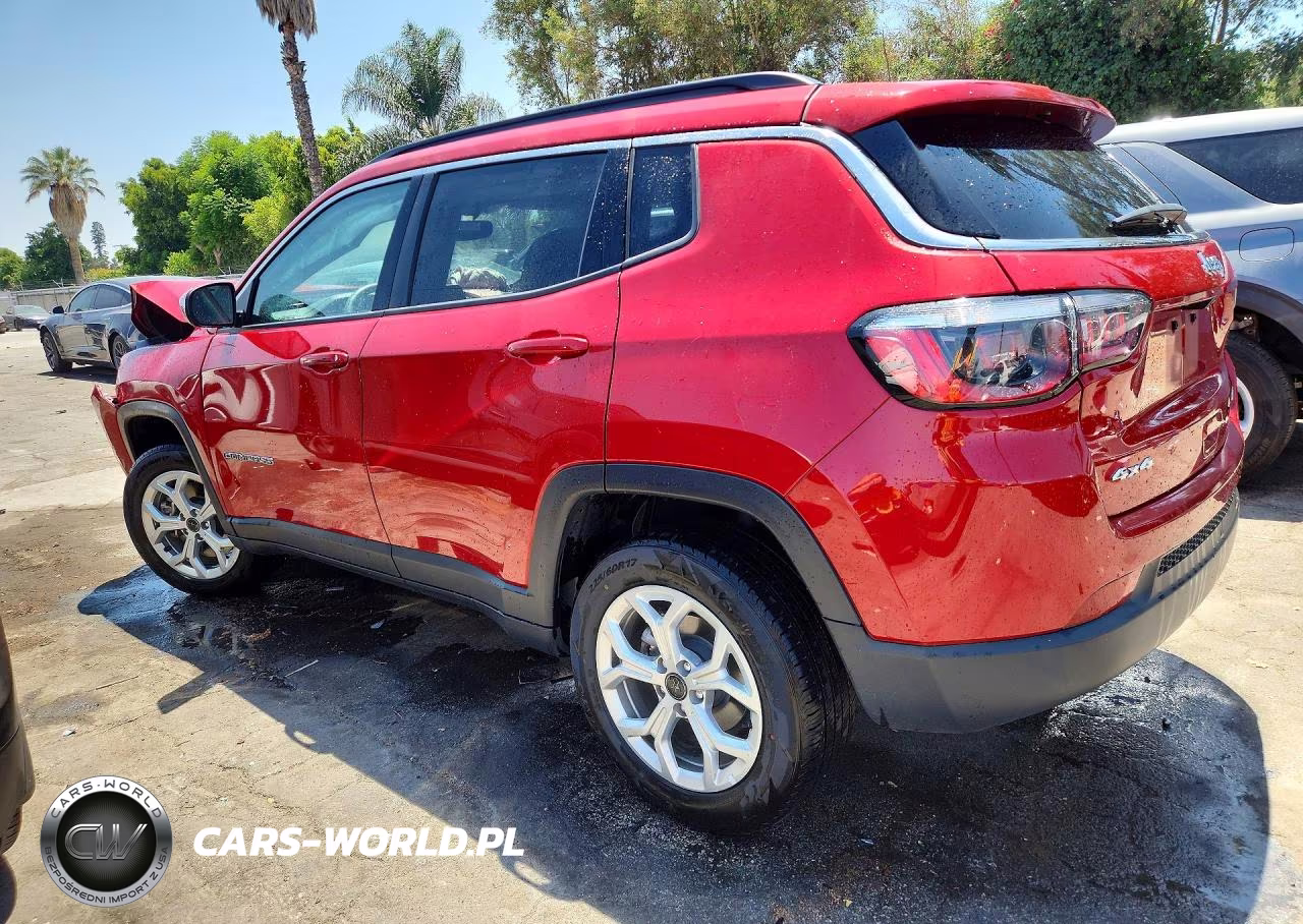 2025 Jeep Compass Latitude VIN:3C4NJDBN7ST546867 - 2