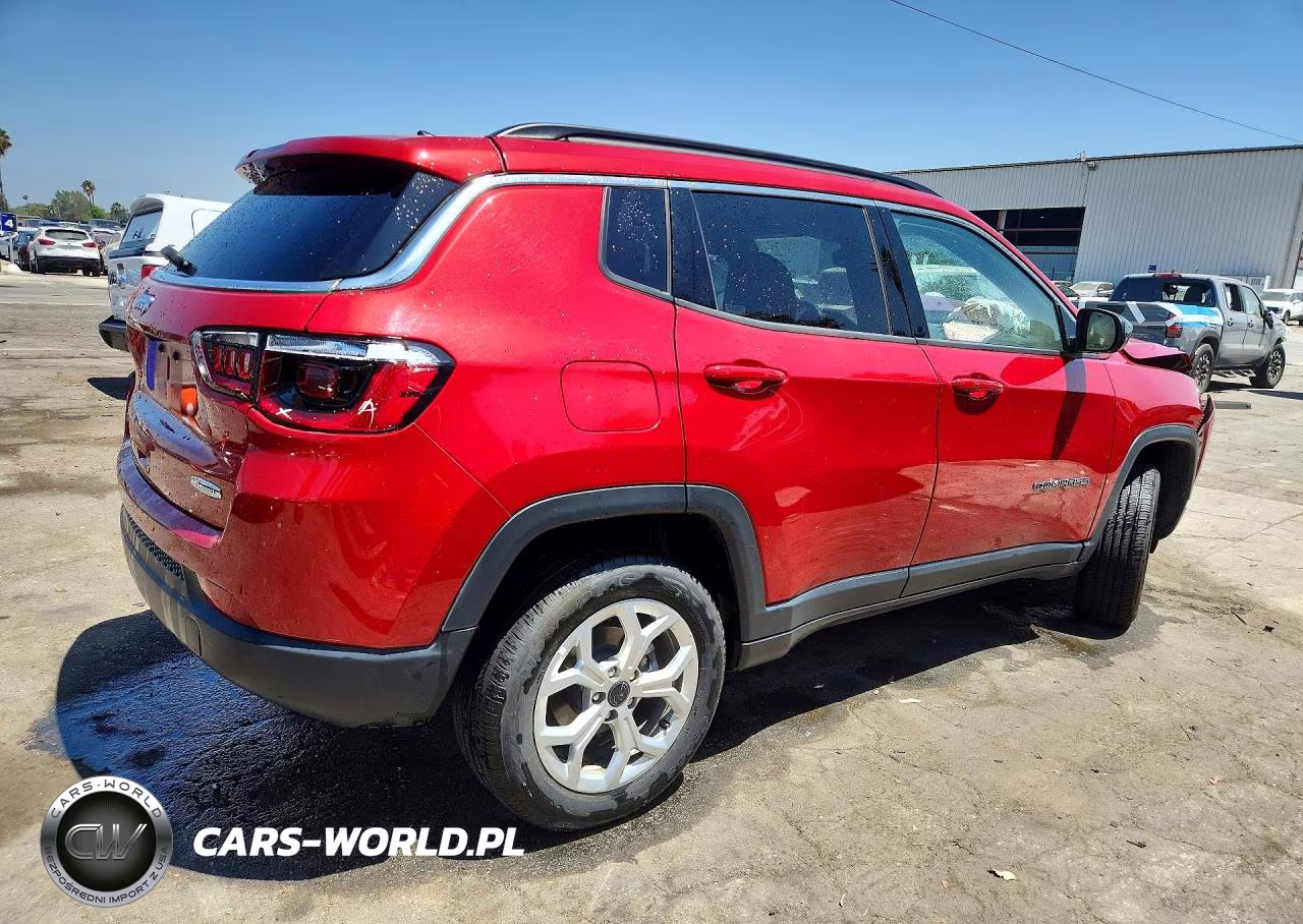 2025 Jeep Compass Latitude VIN:3C4NJDBN7ST546867 - 3