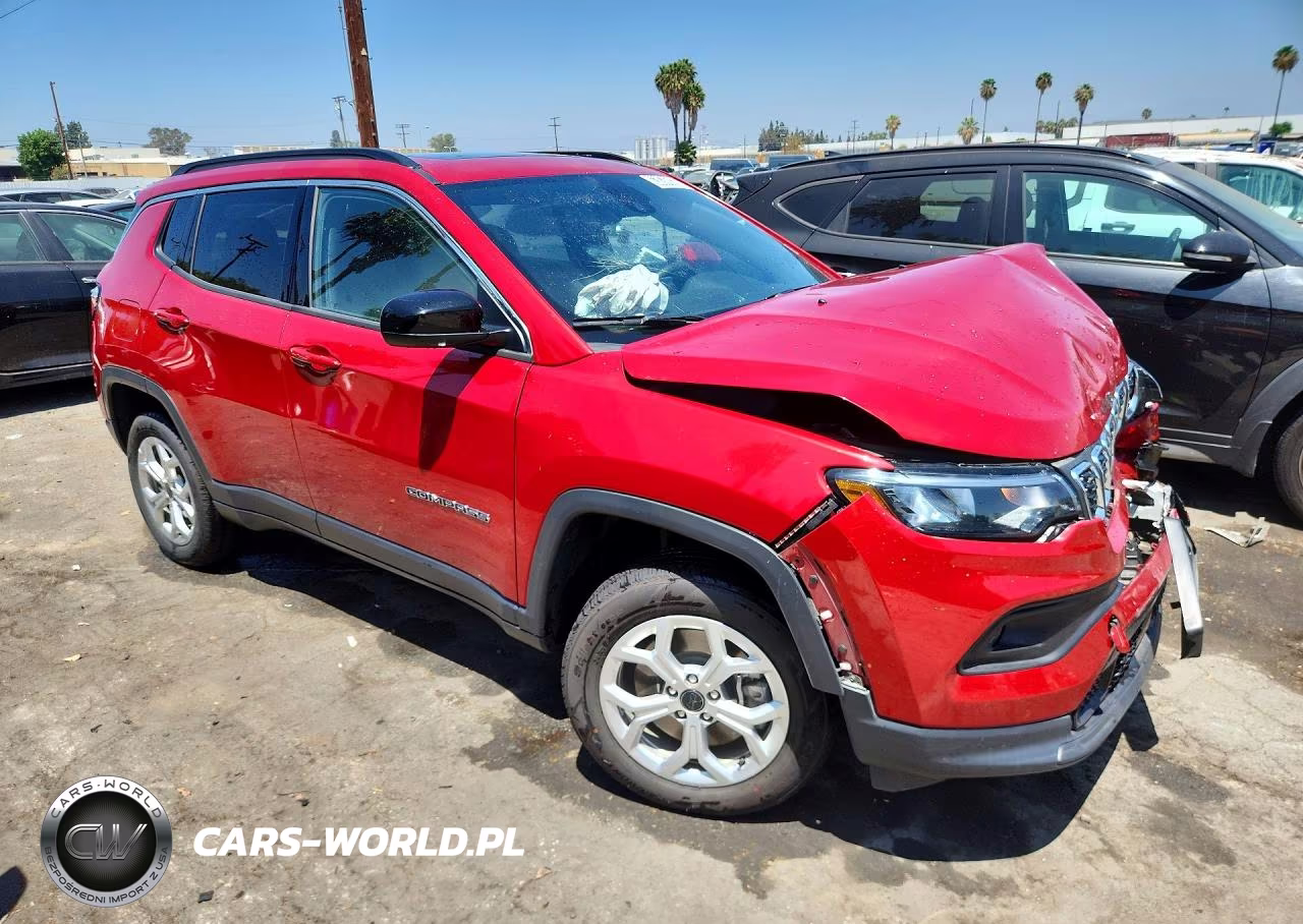 2025 Jeep Compass Latitude VIN:3C4NJDBN7ST546867 - 4