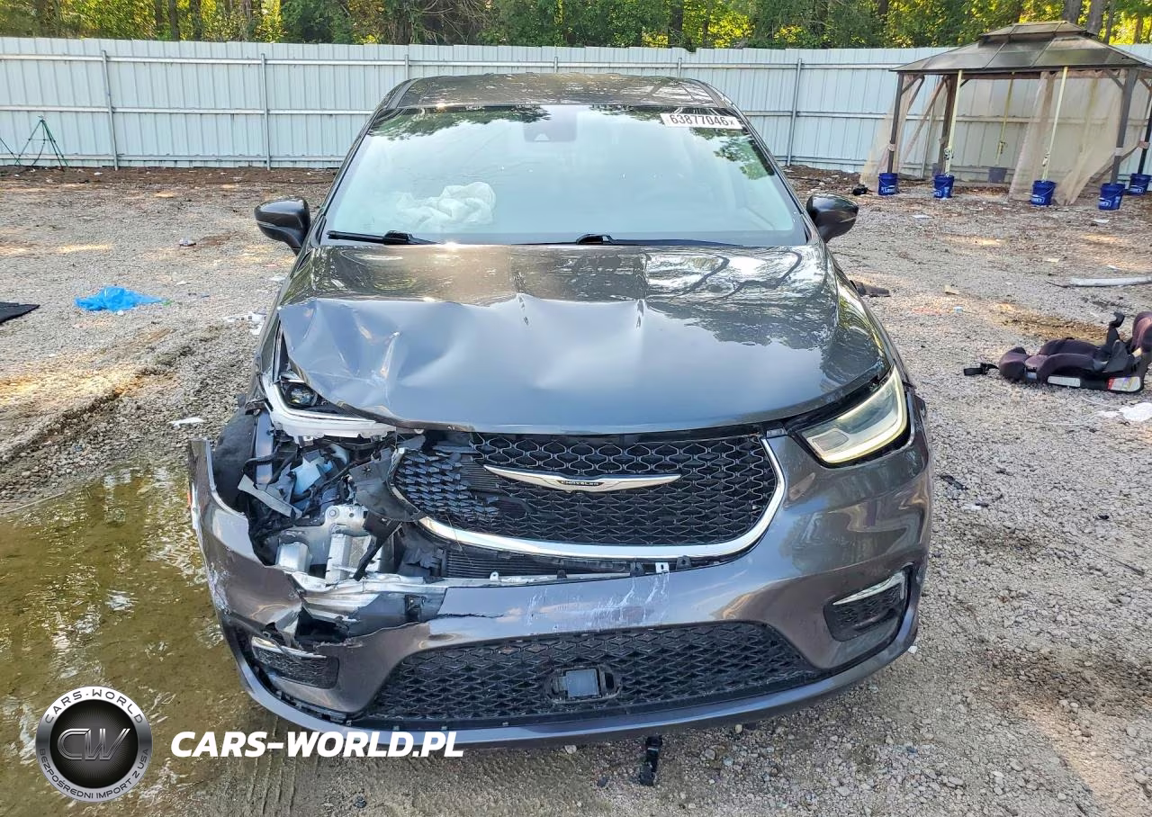 2023 Chrysler Pacifica Touring L VIN:2C4RC1BG7PR514622 - 5