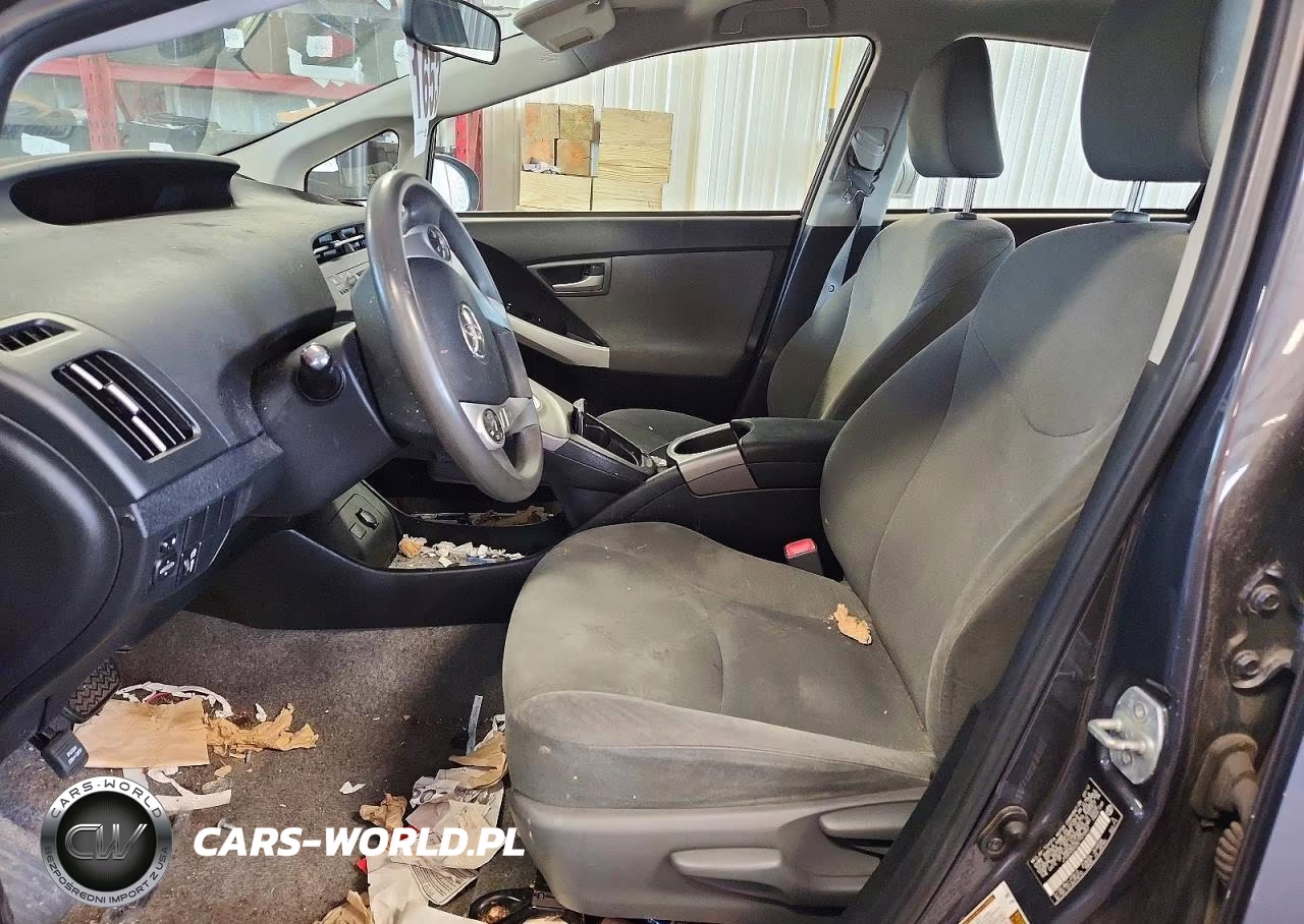 2012 Toyota Prius Two VIN:JTDKN3DU3C1573451 - 7