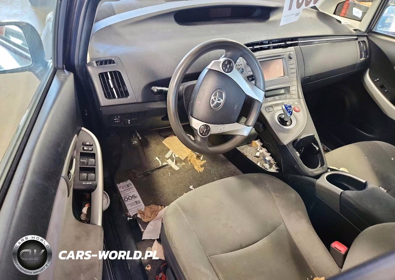 2012 Toyota Prius Two VIN:JTDKN3DU3C1573451 - 8