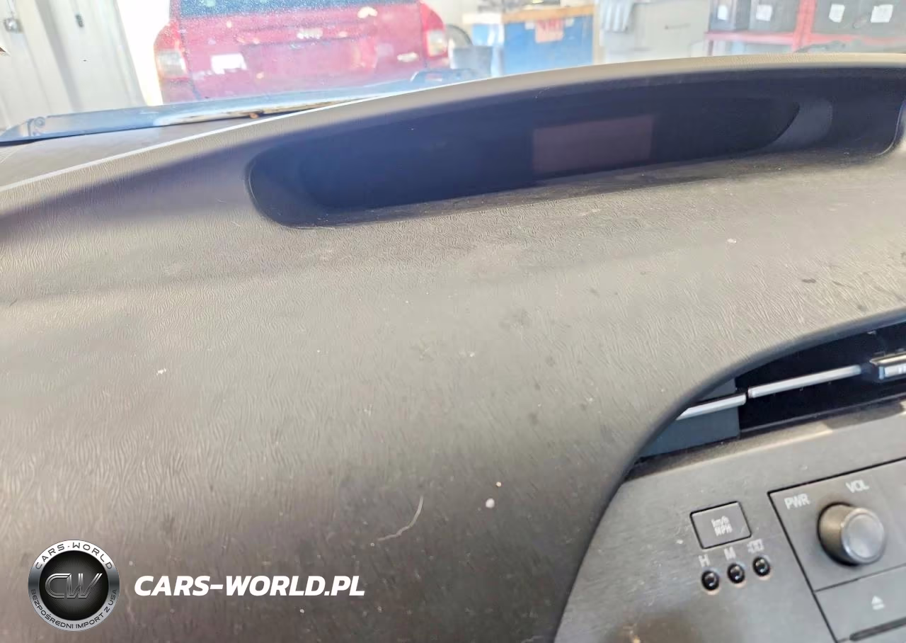 2012 Toyota Prius Two VIN:JTDKN3DU3C1573451 - 9