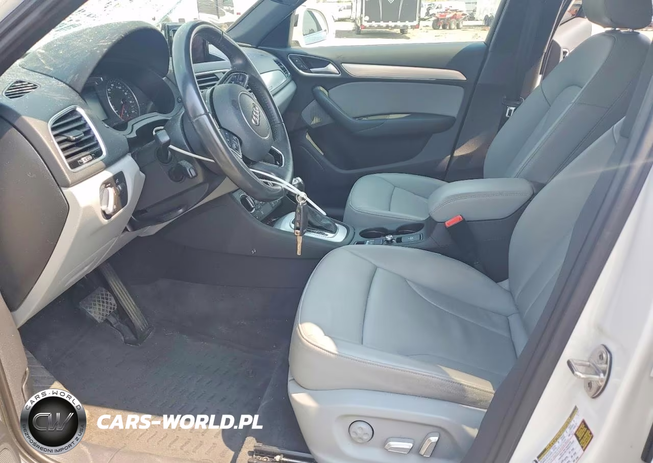 2018 Audi Q3 Premium Plus VIN:WA1JCCFSXJR030670 - 7