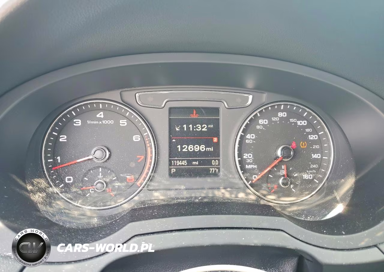 2018 Audi Q3 Premium Plus VIN:WA1JCCFSXJR030670 - 9