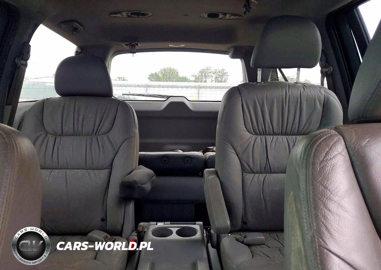 2008 Honda Odyssey Touring VIN:5FNRL38978B015952 - 10