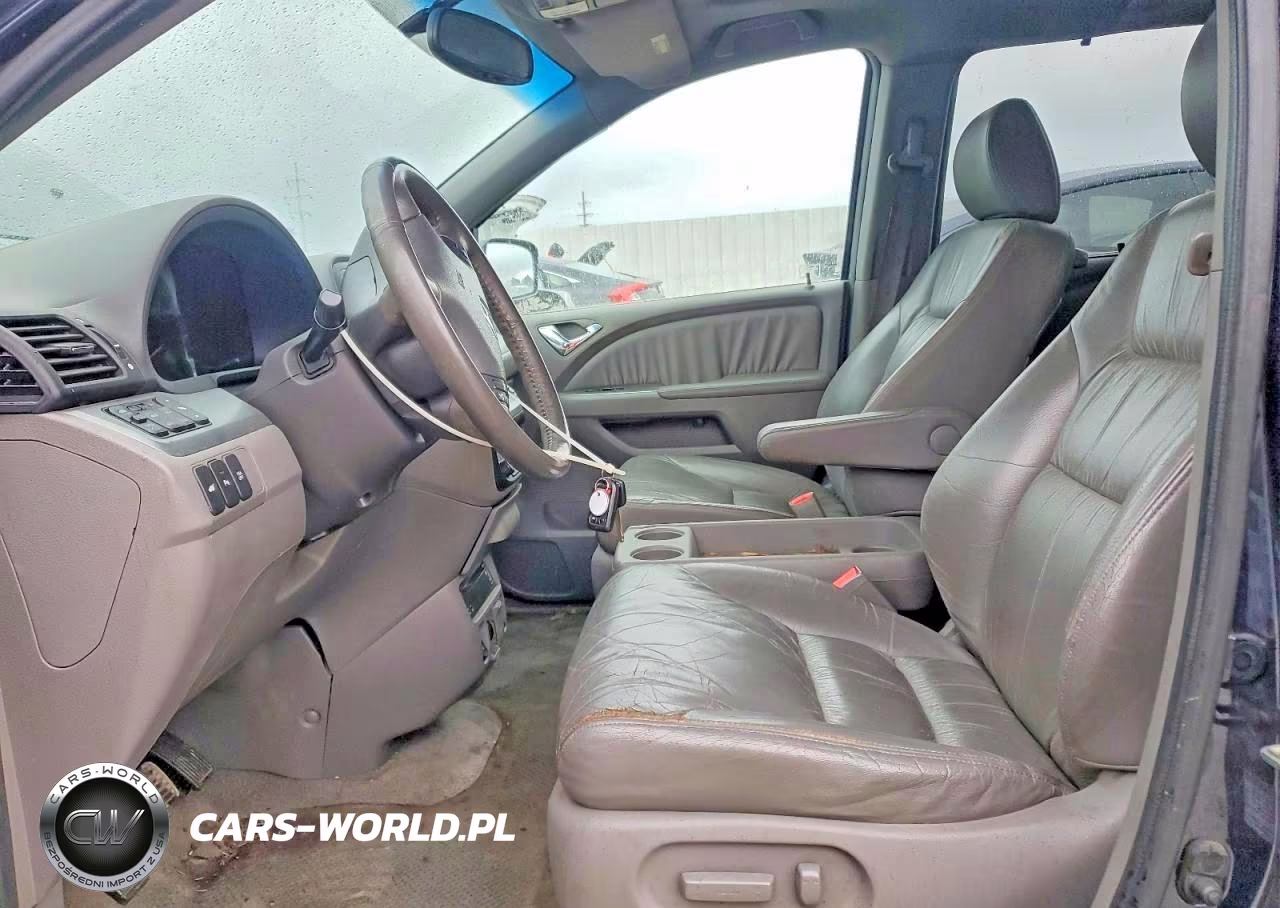 2008 Honda Odyssey Touring VIN:5FNRL38978B015952 - 7