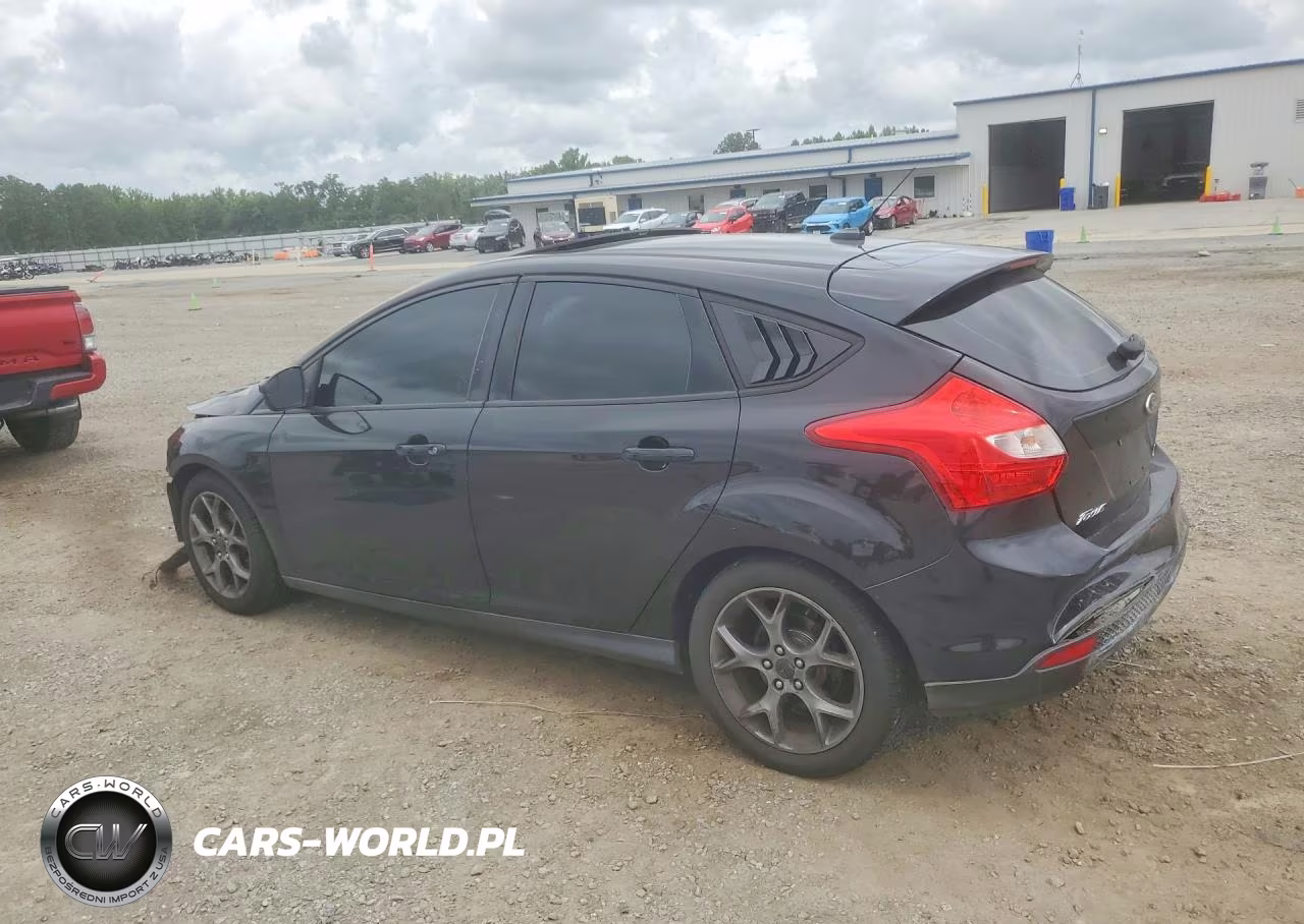 2013 Ford Focus Se VIN:1FADP3K22DL174465 - 2