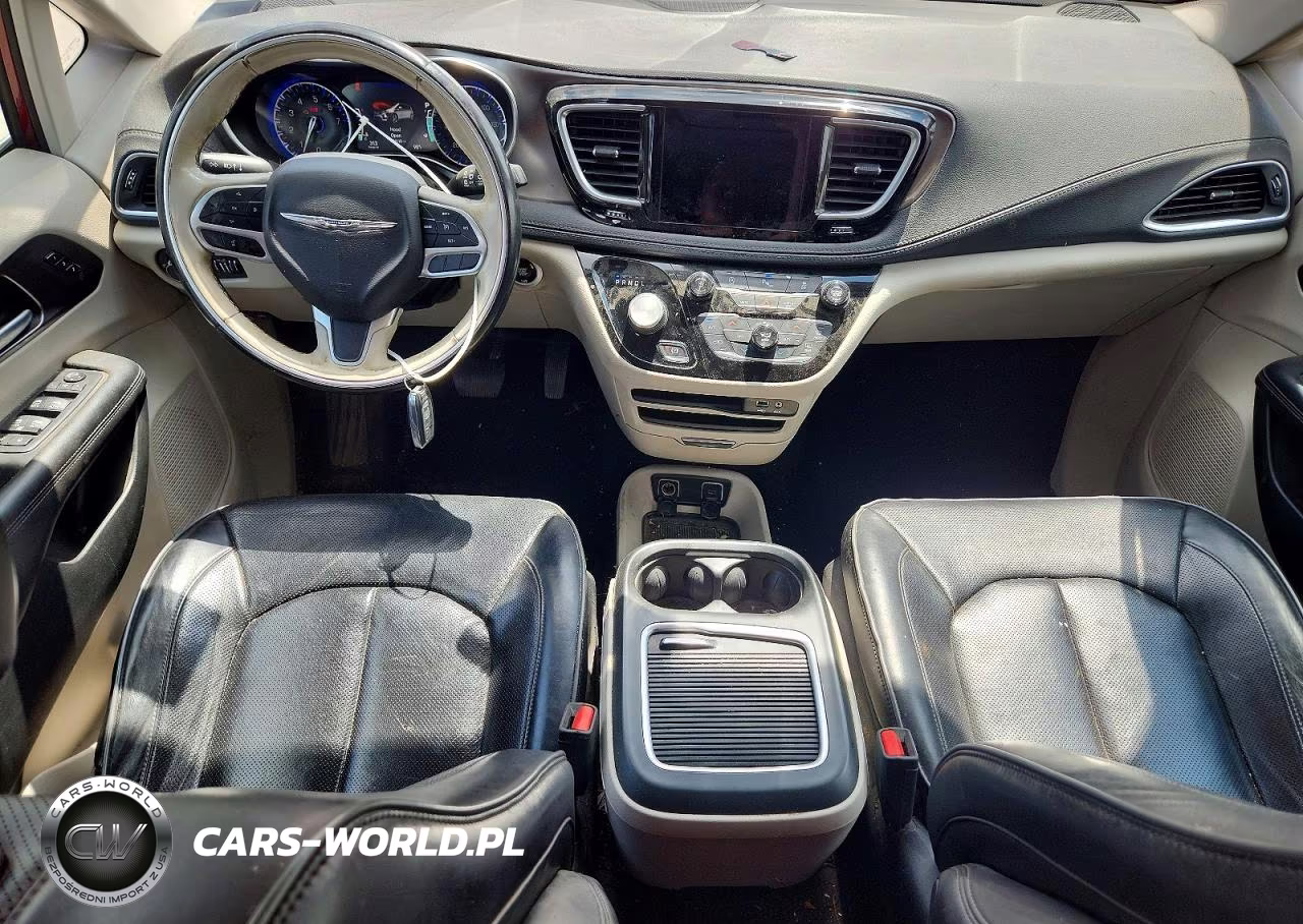 2018 Chrysler Pacifica Limited VIN:2C4RC1GG8JR170900 - 8