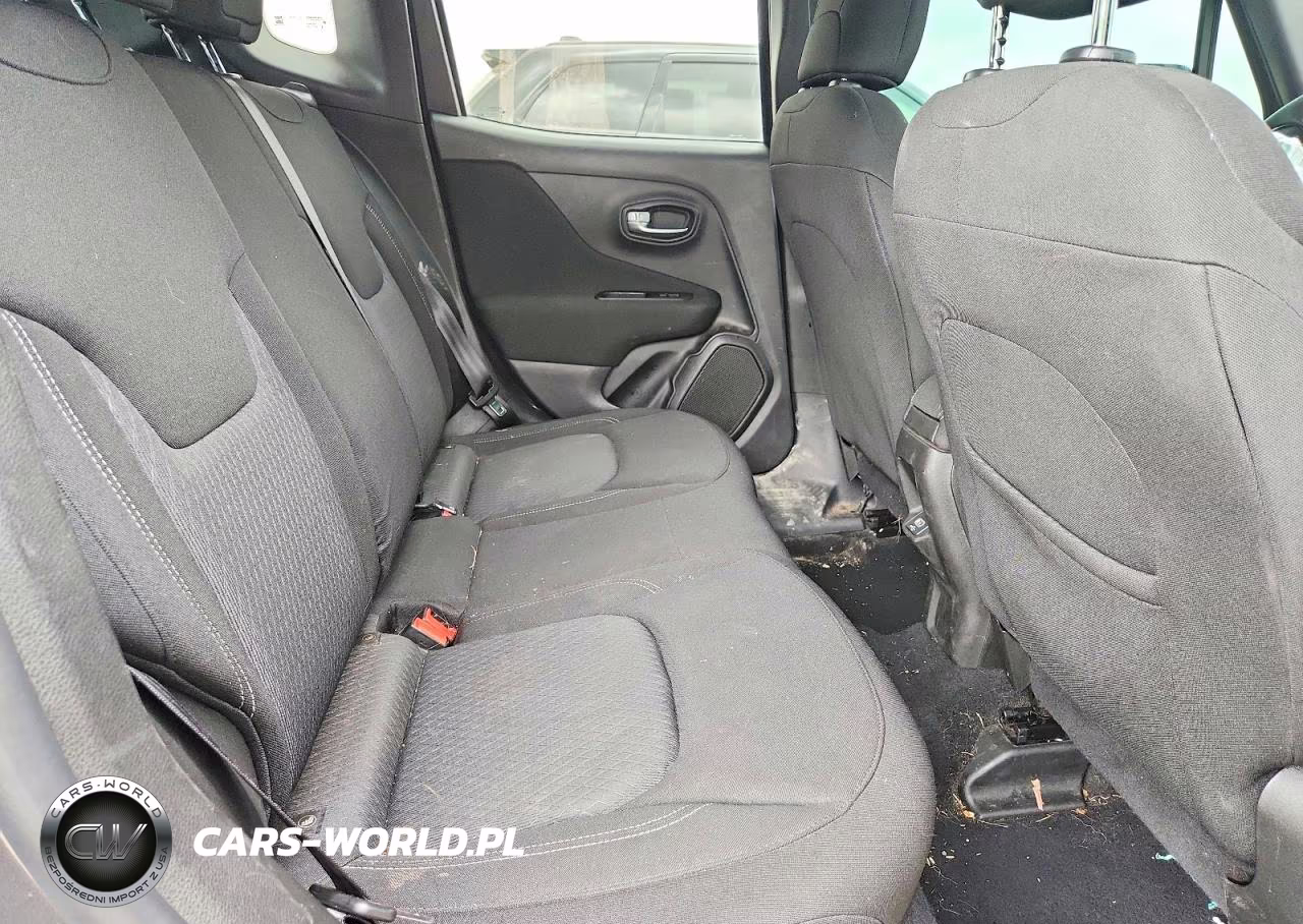 2021 Jeep Renegade Latitude VIN:ZACNJCBB4MPN10206 - 10