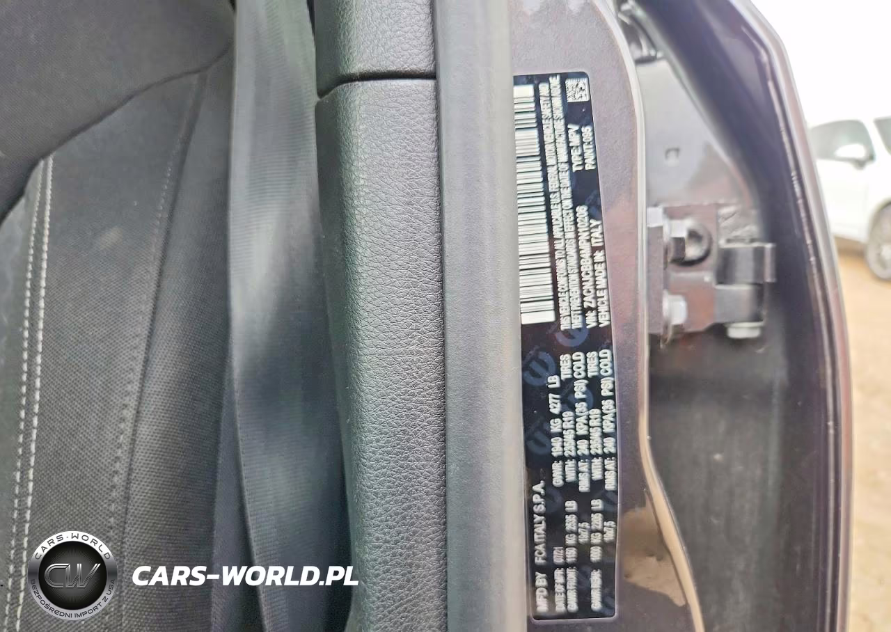 2021 Jeep Renegade Latitude VIN:ZACNJCBB4MPN10206 - 12