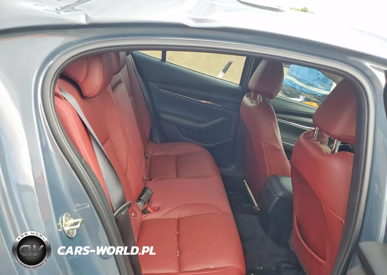 2023 Mazda 3 Preferred VIN:3MZBPACM6PM379499 - 10
