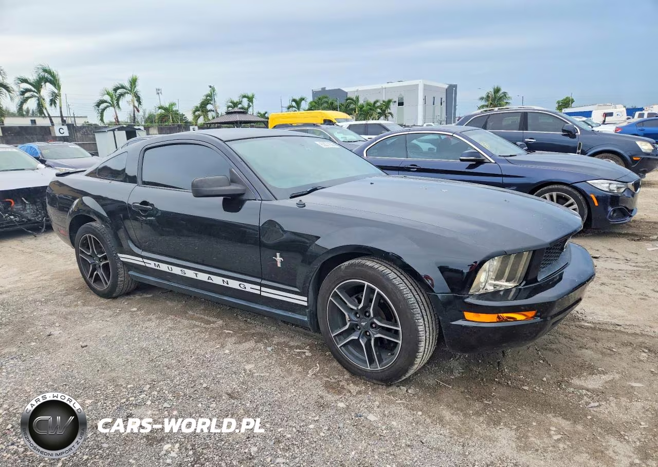 2008 Ford Mustang VIN:1ZVHT80N085147189 - 4
