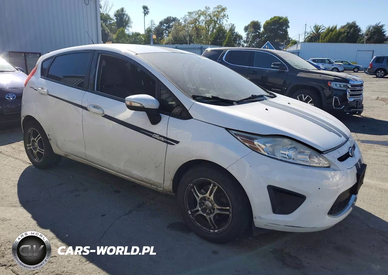 2013 Ford Fiesta Se VIN:3FADP4EJ9DM208375 - 4