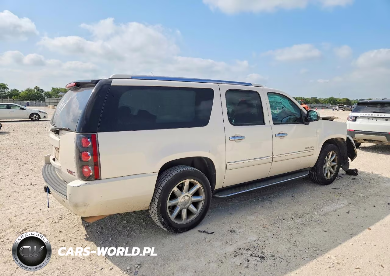 2014 GMC Yukon Xl Denali VIN:1GKS2MEF9ER152325 - 3