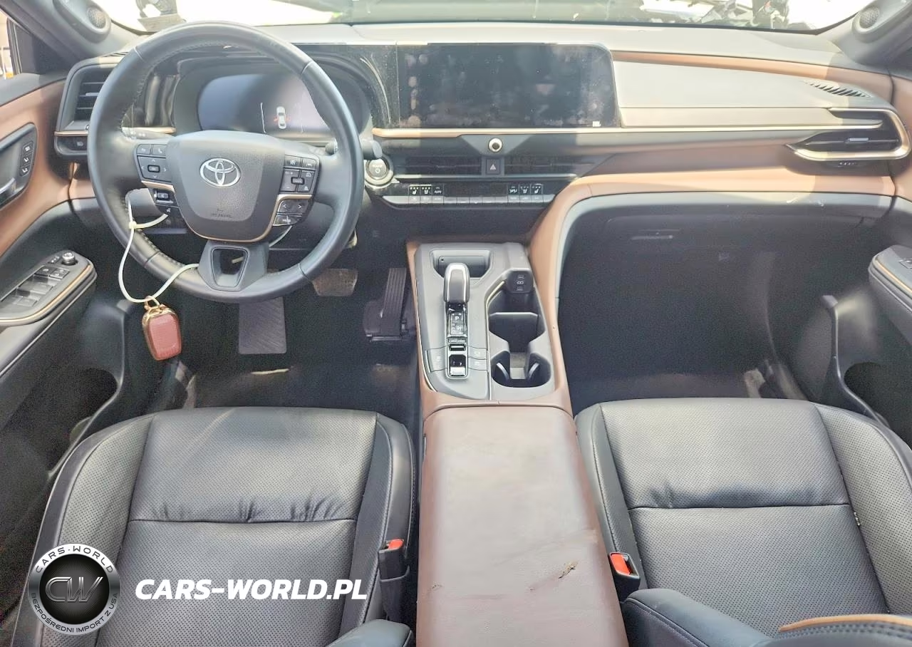 2023 Toyota Crown Limited VIN:JTDAAAAF3P3002750 - 8