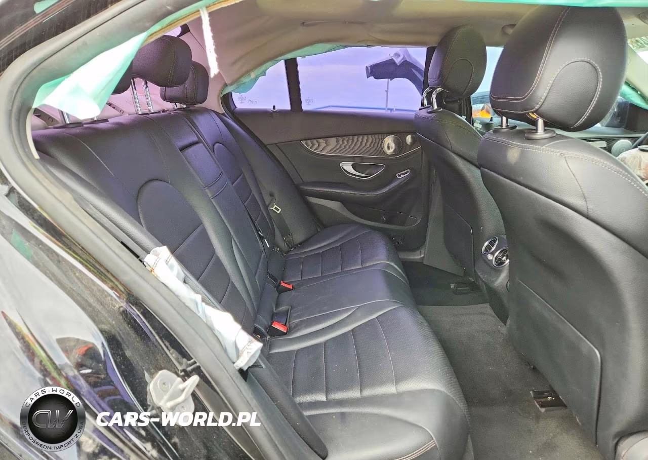 2016 Mercedes-Benz C 300 VIN:55SWF4JB0GU101453 - 10