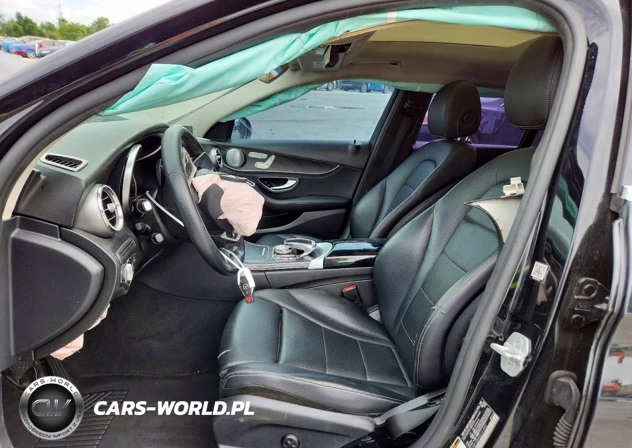 2016 Mercedes-Benz C 300 VIN:55SWF4JB0GU101453 - 7