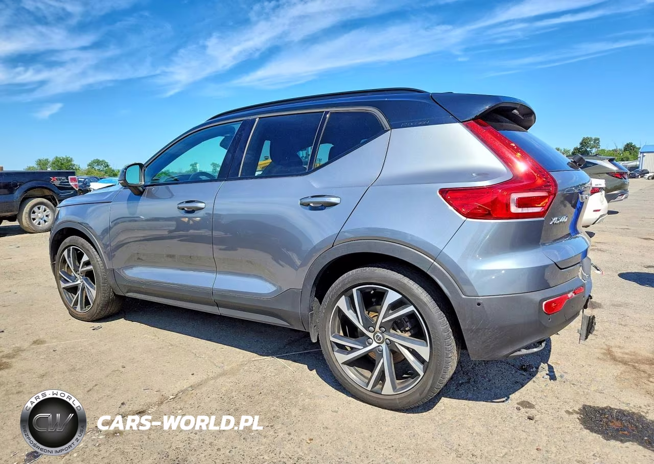 2019 Volvo Xc40 T5 R-Design VIN:YV4162UM1K2103086 - 2
