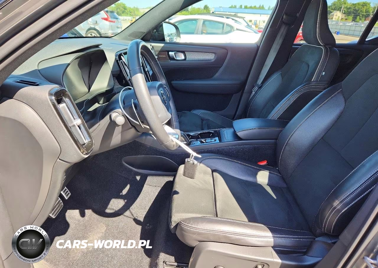 2019 Volvo Xc40 T5 R-Design VIN:YV4162UM1K2103086 - 7