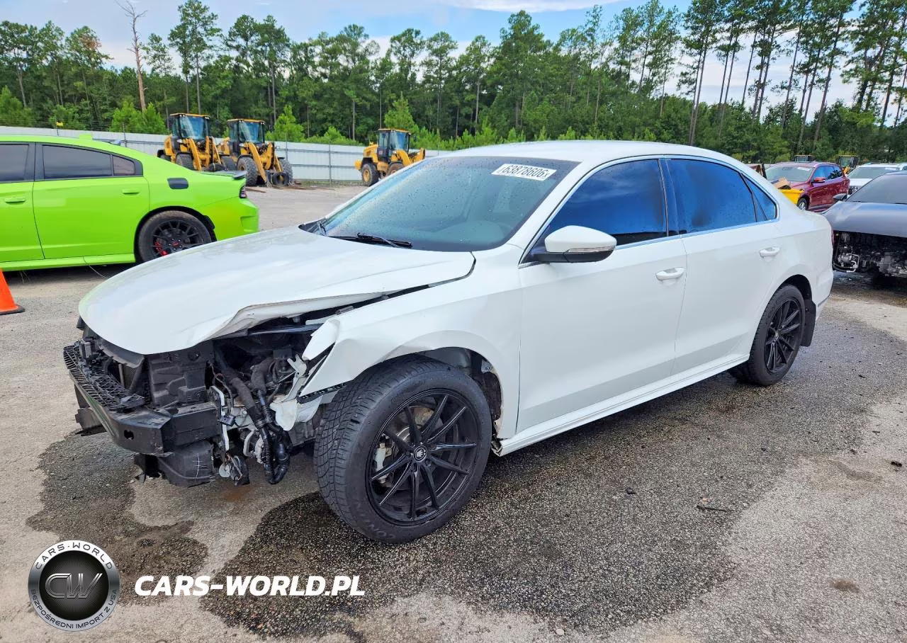 2017 Volkswagen Passat R-Line VIN:1VWDT7A39HC004095 - 1