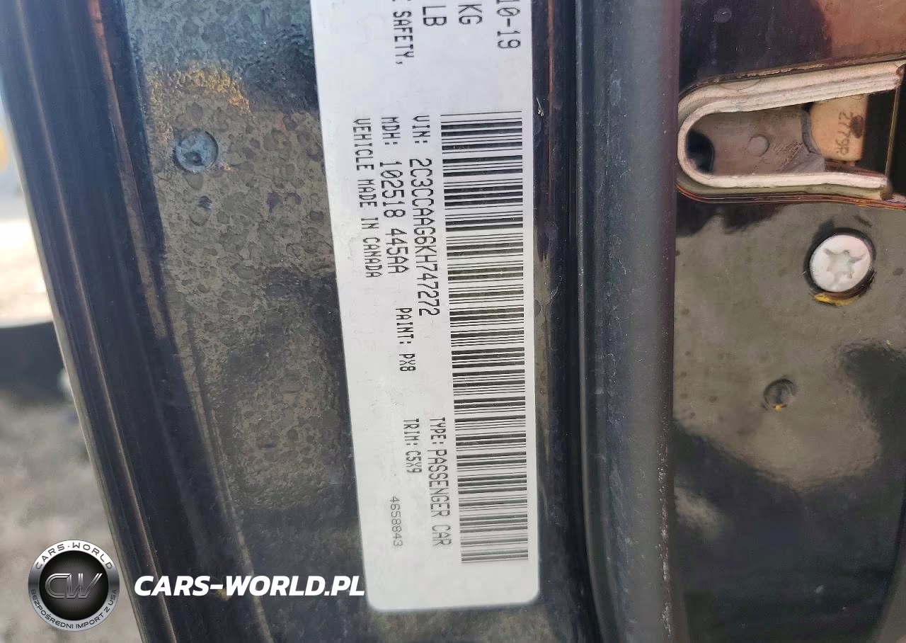 2019 Chrysler 300 Touring VIN:2C3CCAAG6KH747272 - 12