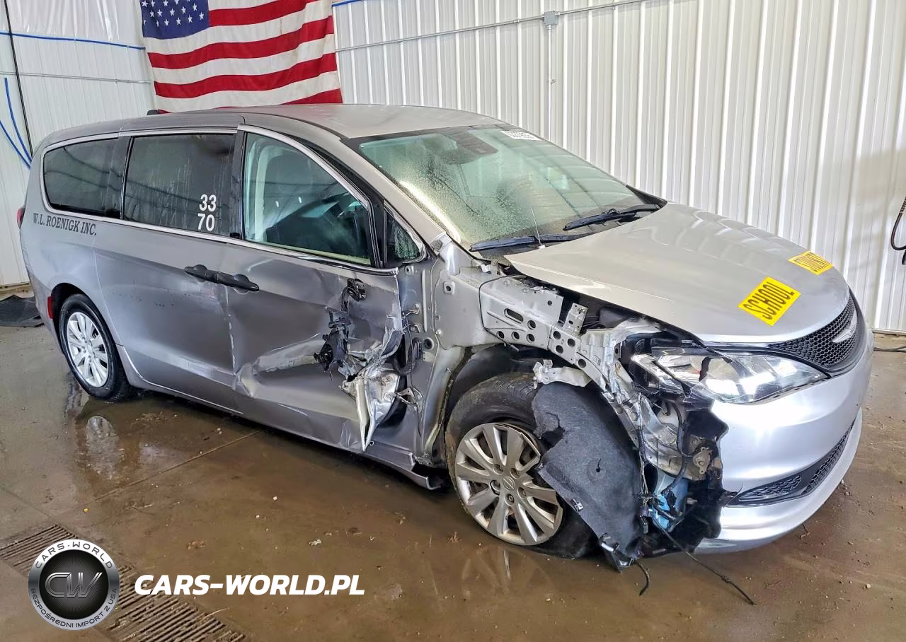 2021 Chrysler Voyager L VIN:2C4RC1AG4MR559384 - 4