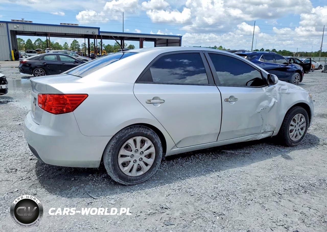 2010 Kia Forte Lx VIN:KNAFT4A23A5186711 - 3