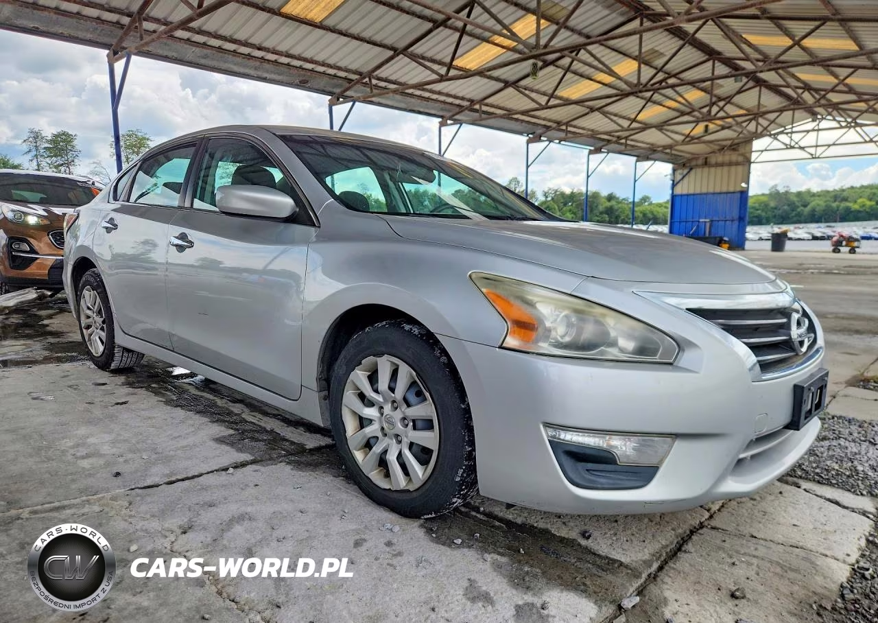 2015 Nissan Altima 2.5 S VIN:1N4AL3AP9FC459405 - 4