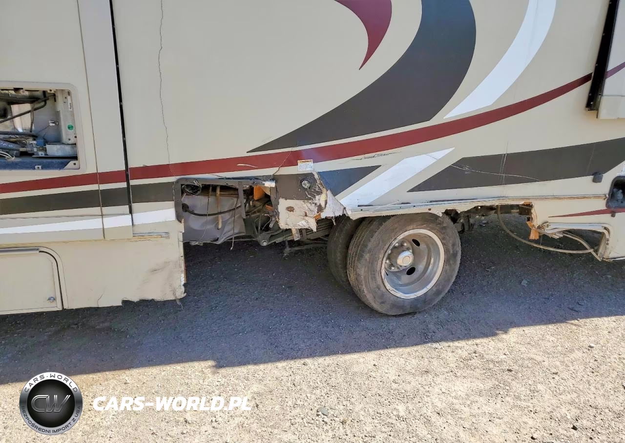 2020 Ford Econoline E450 Super Duty Cutaway Van VIN:1FDXE4FSXKDC02836 - 9