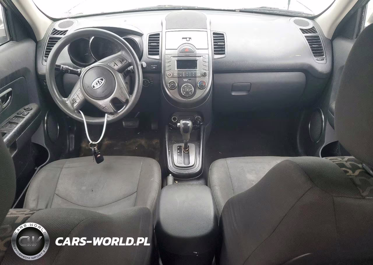 2010 Kia Soul + VIN:KNDJT2A22A7170652 - 8