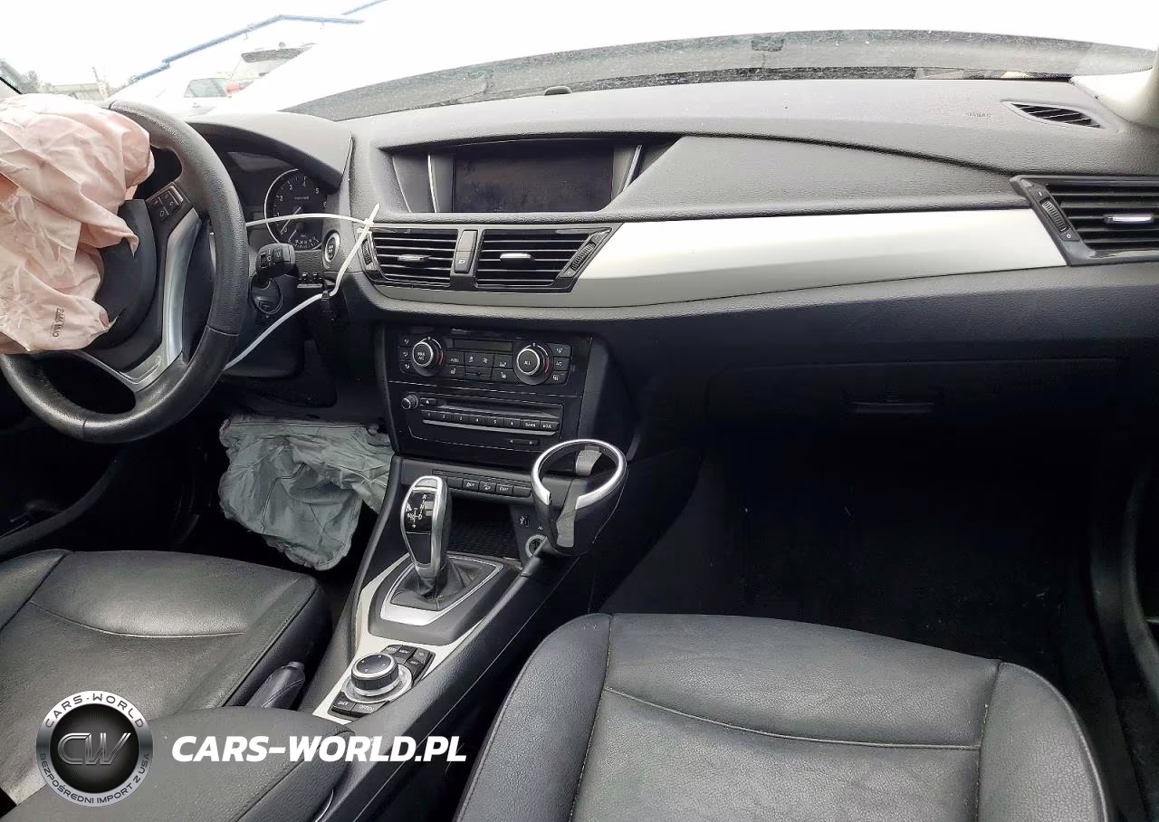 2014 BMW X1 xDrive28I VIN:WBAVL1C50EVY10598 - 8