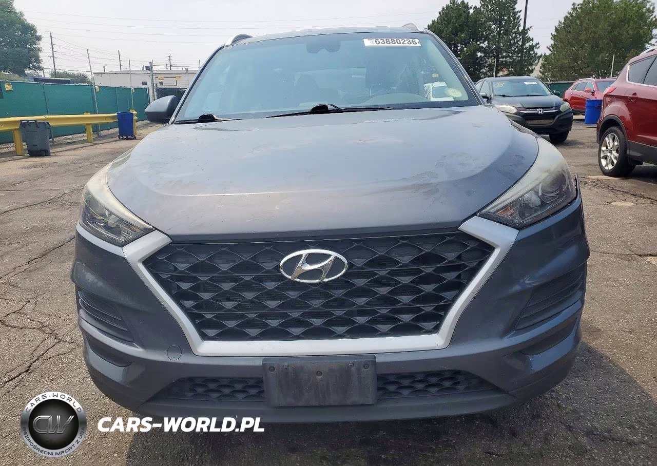 2019 Hyundai Tucson Value VIN:KM8J3CA45KU004602 - 5