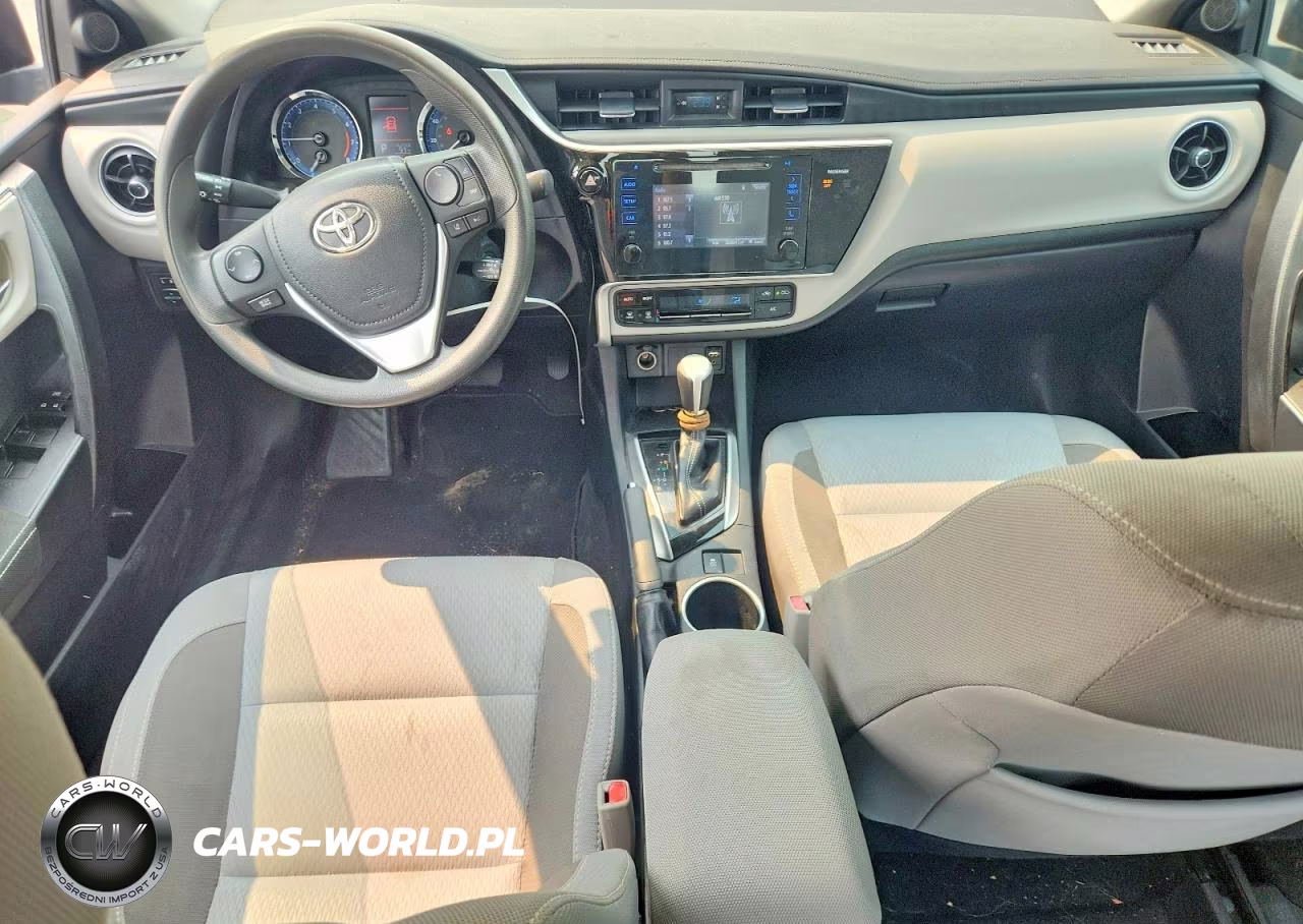 2017 Toyota Corolla Le VIN:2T1BURHE6HC812471 - 8