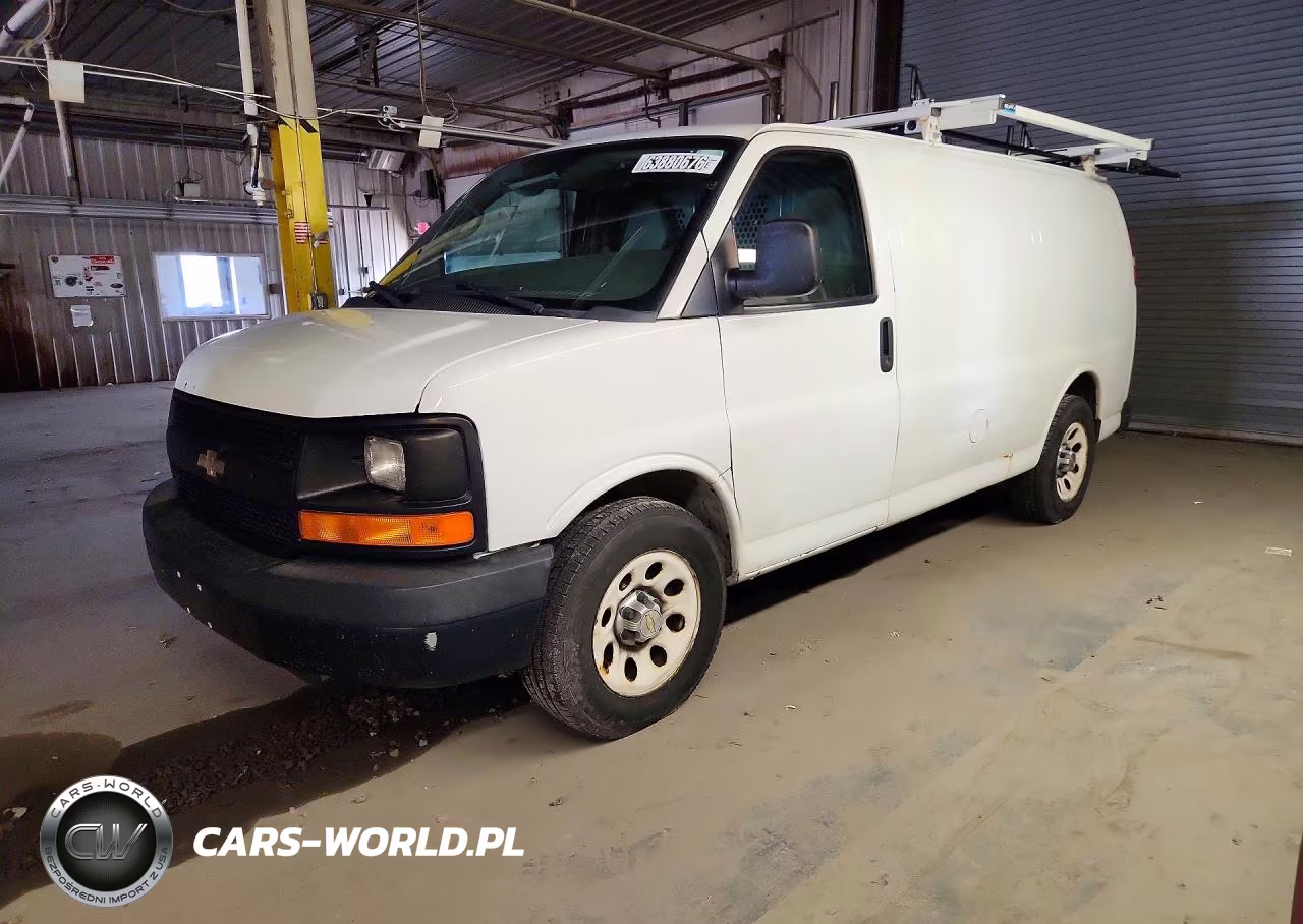 2013 Chevrolet Express G1500 Lt
