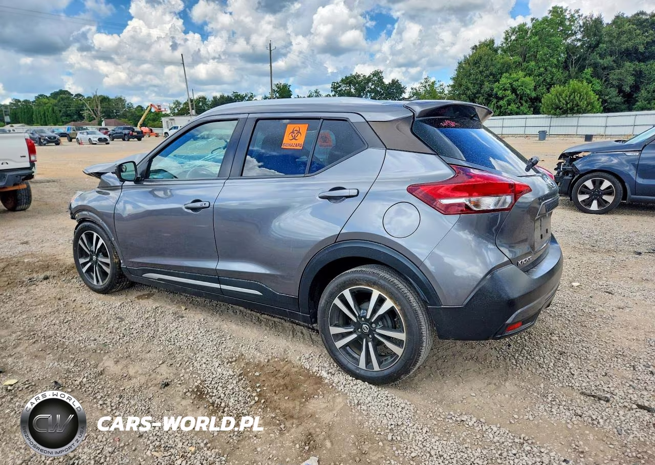 2018 Nissan Kicks Sr VIN:3N1CP5CU9JL545125 - 2
