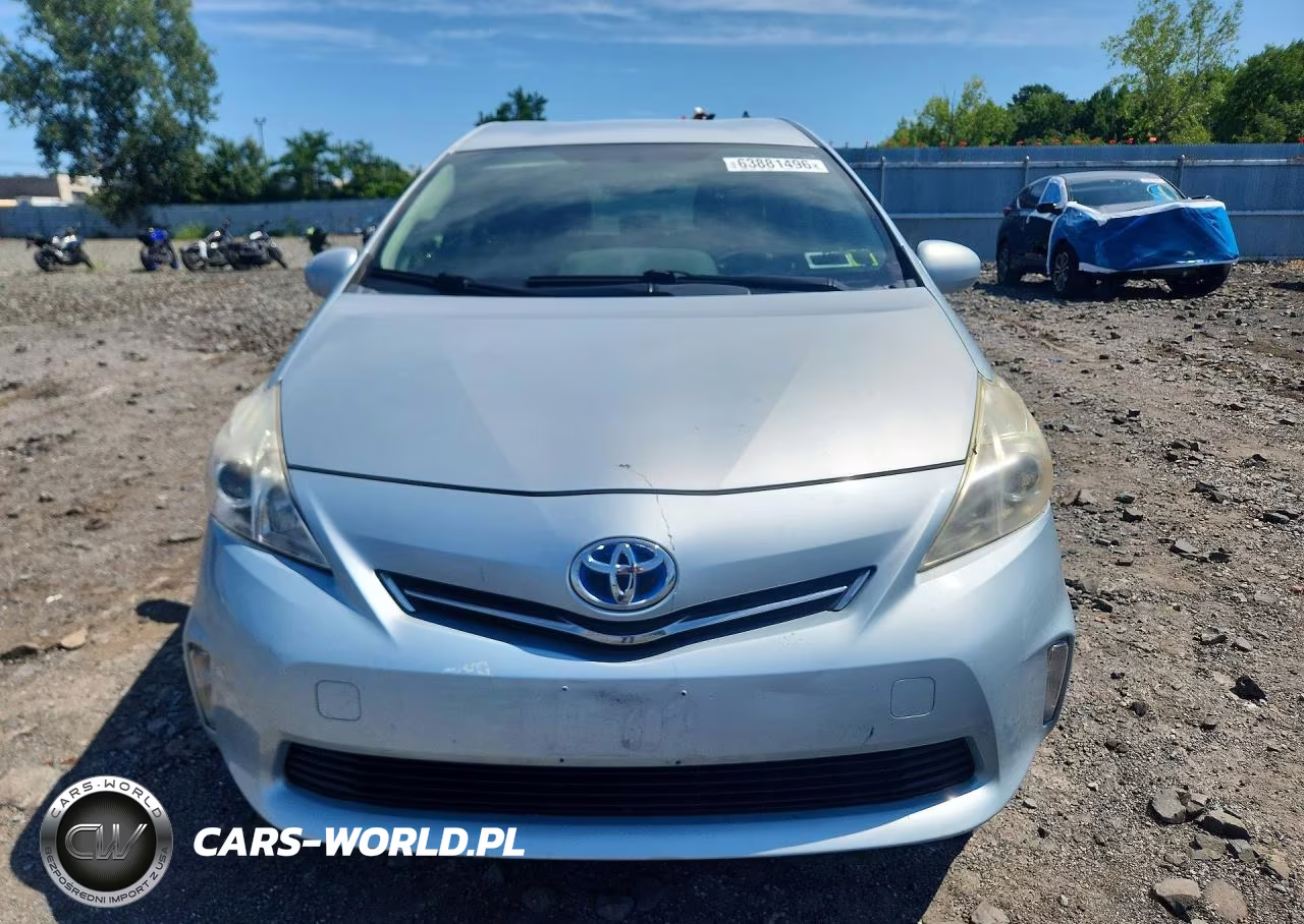 2013 Toyota Prius V Three VIN:JTDZN3EU0D3278195 - 5