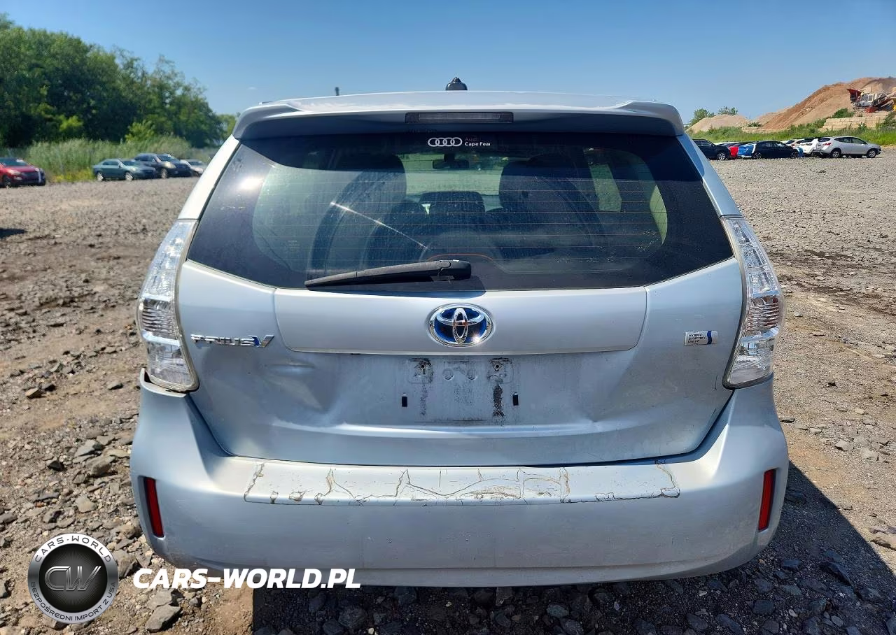 2013 Toyota Prius V Three VIN:JTDZN3EU0D3278195 - 6