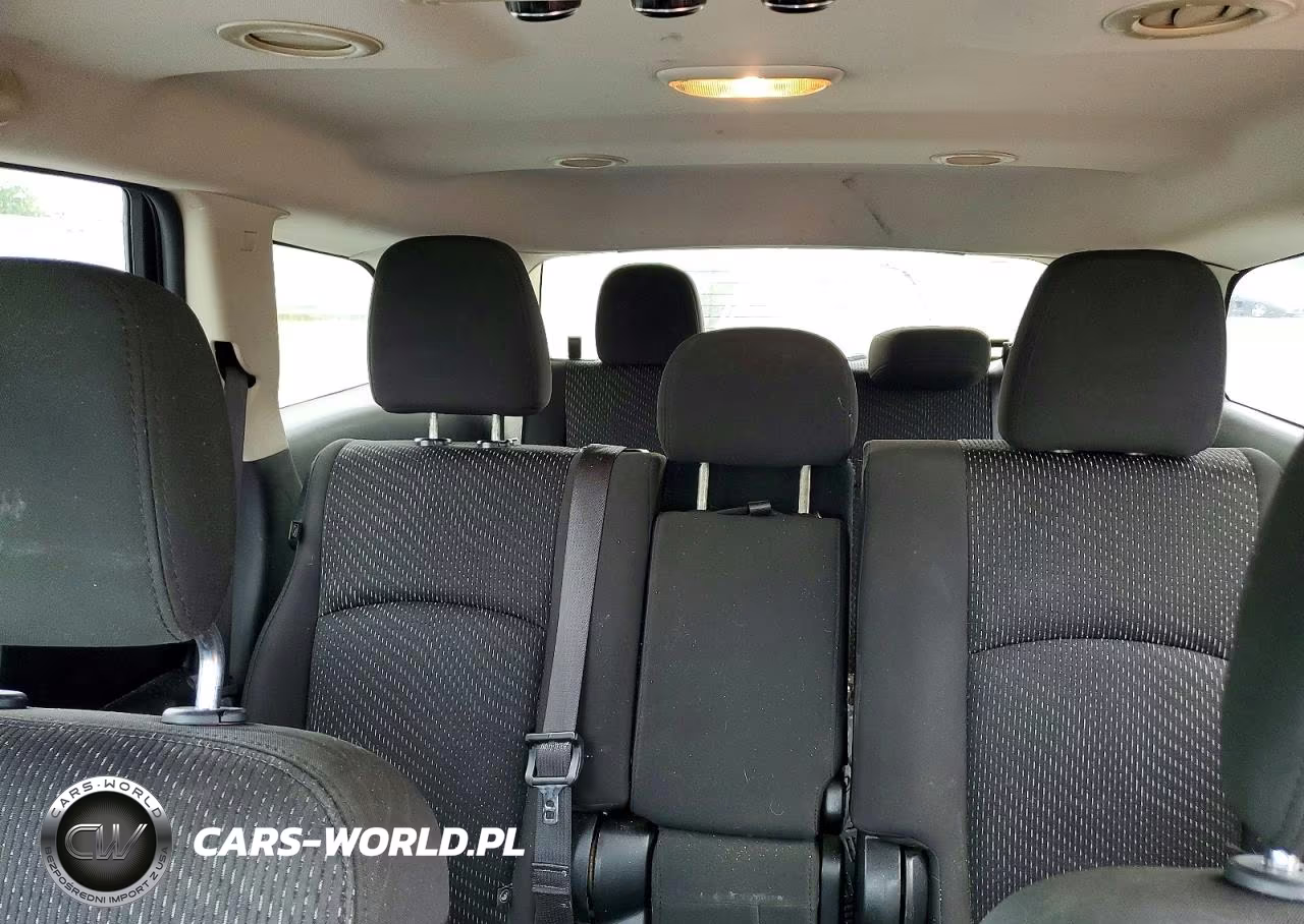 2019 Dodge Journey Se VIN:3C4PDCBB2KT821349 - 10