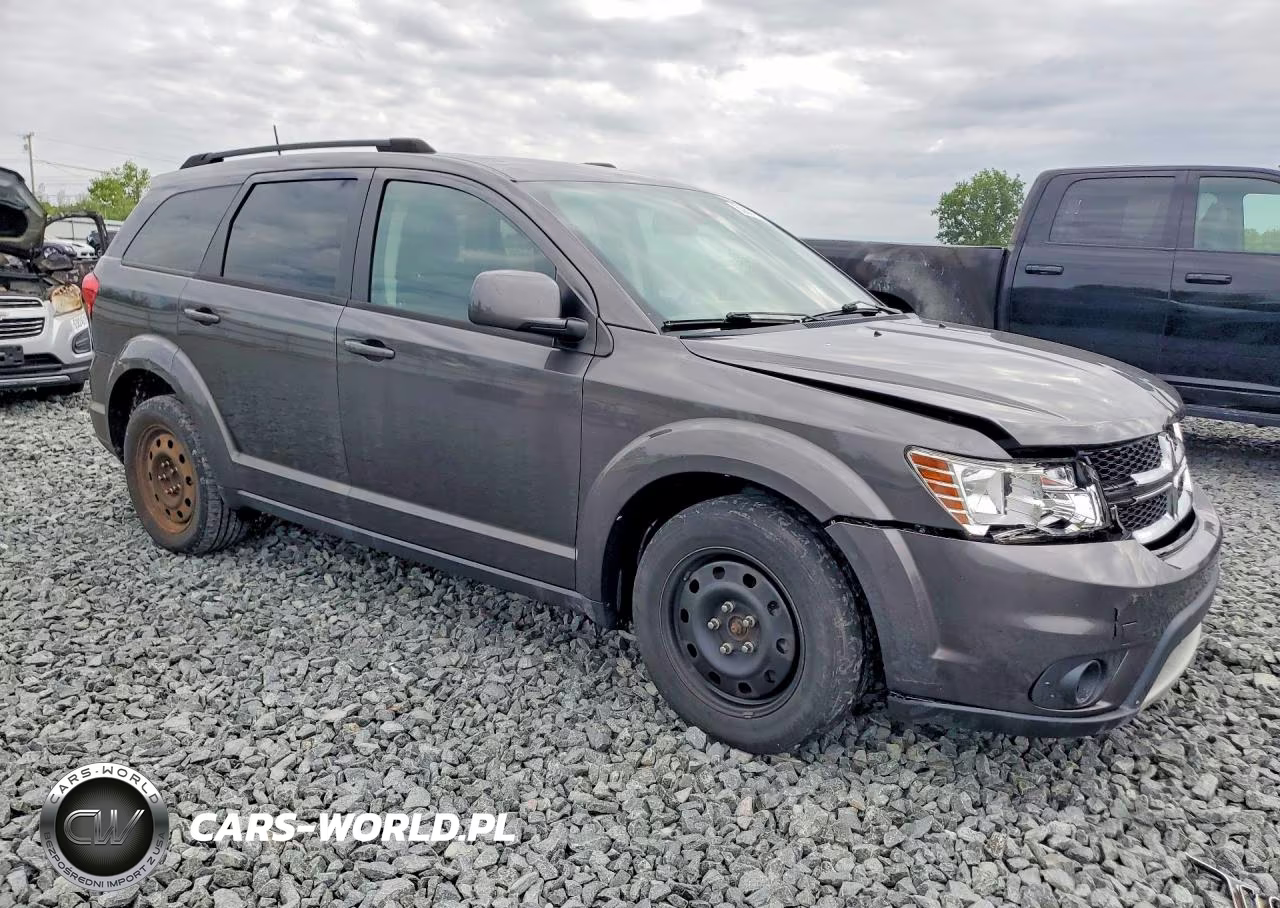 2019 Dodge Journey Se VIN:3C4PDCBB2KT821349 - 4