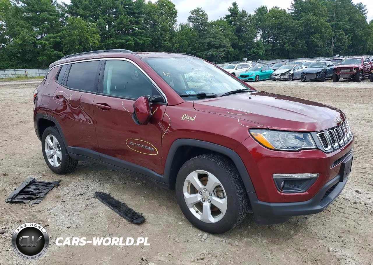 2021 Jeep Compass Latitude VIN:3C4NJDBB0MT554690 - 4