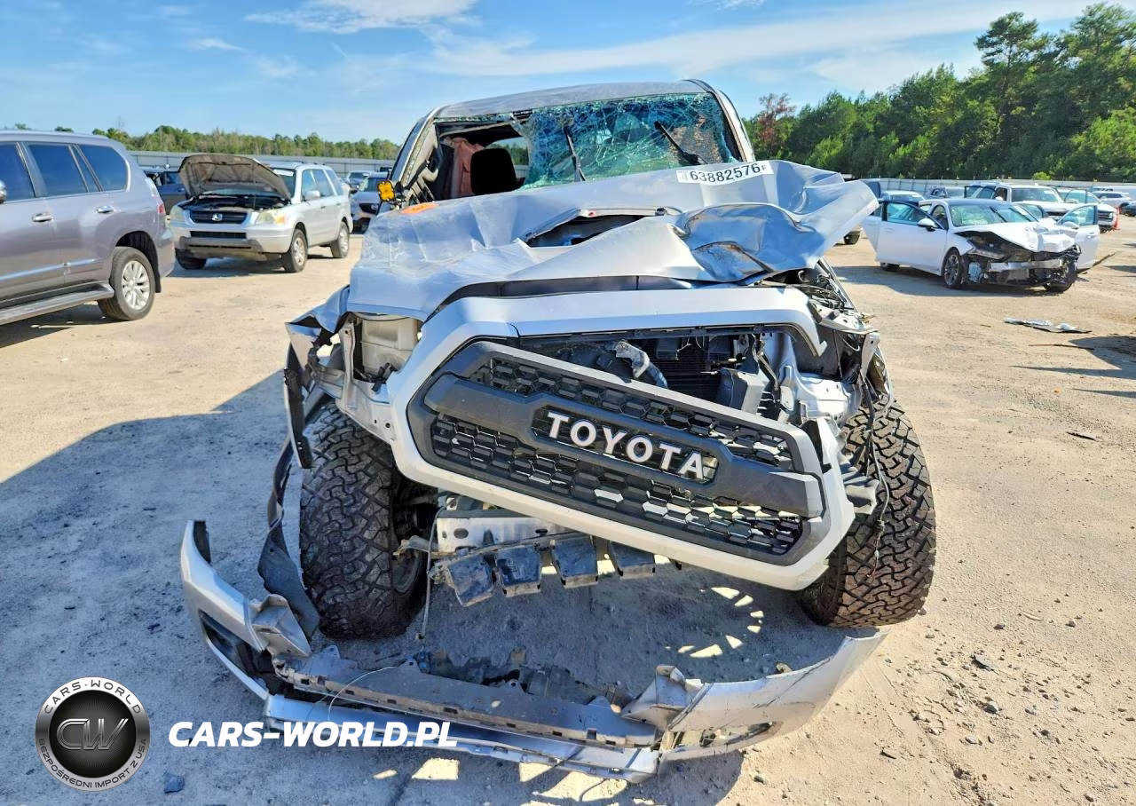 2017 Toyota Tacoma Trd Sport VIN:3TMCZ5AN8HM061857 - 5