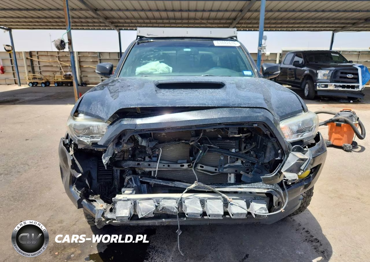 2017 Toyota Tacoma Trd Sport VIN:5TFCZ5AN2HX091687 - 5