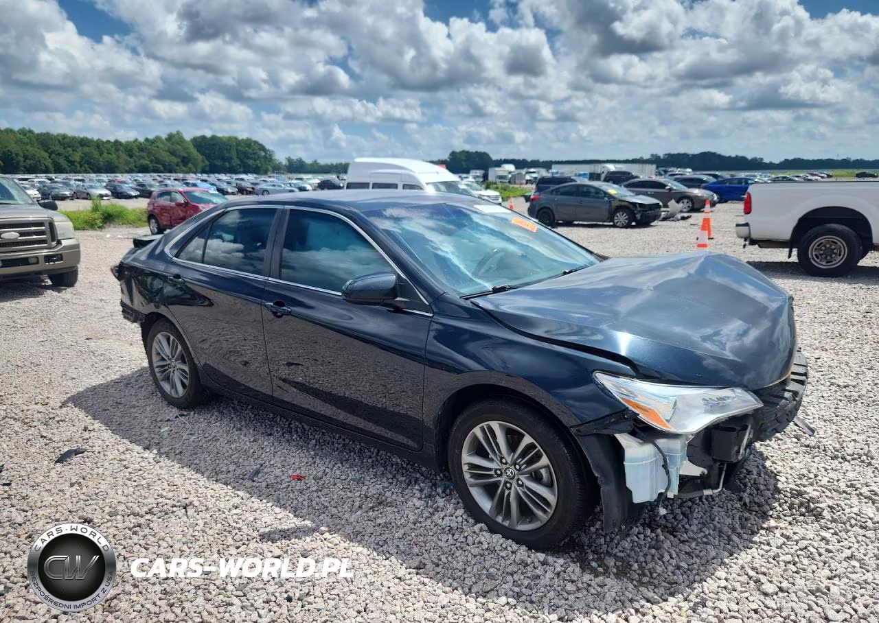 2015 Toyota Camry Se VIN:4T1BF1FK3FU002814 - 4