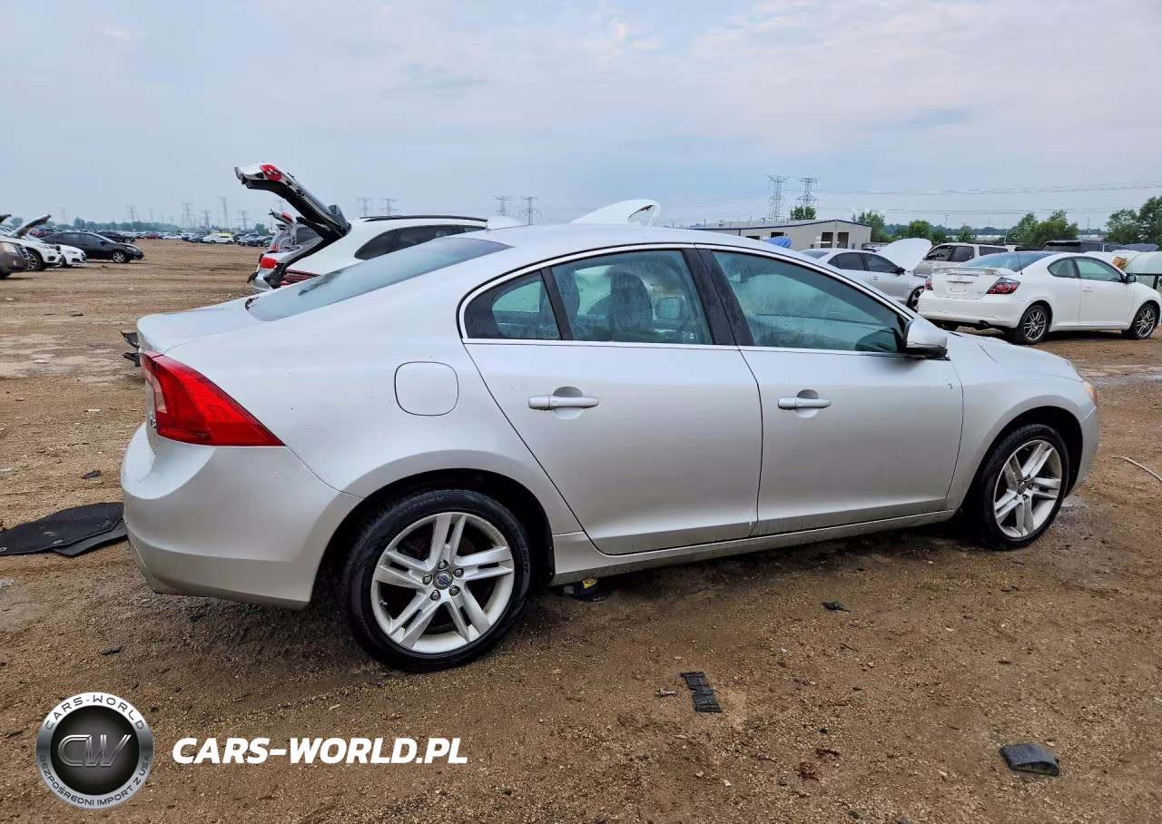2014 Volvo S60 T5 VIN:YV1612FS5E1284152 - 3