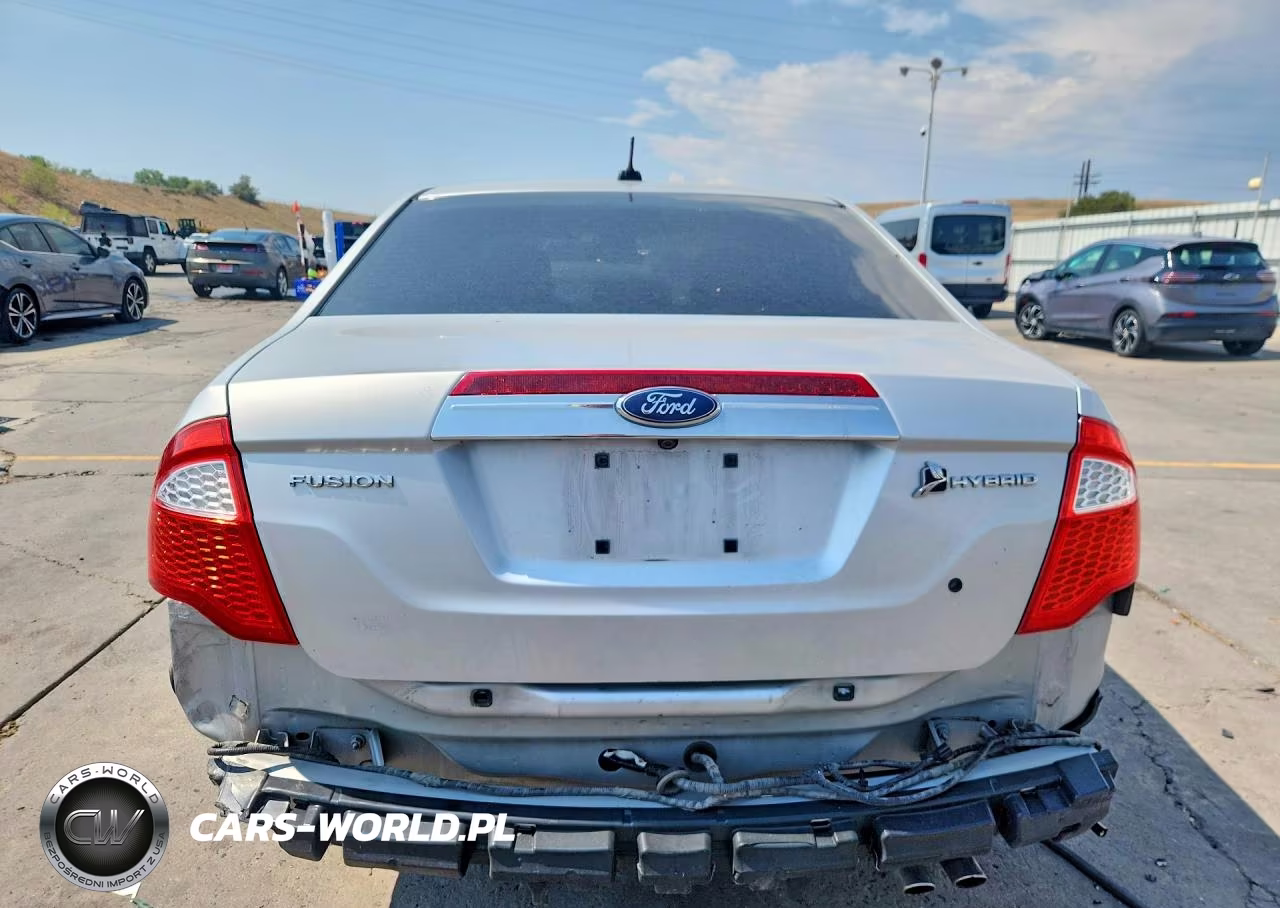 2010 Ford Fusion Hybrid VIN:3FADP0L3XAR139675 - 6